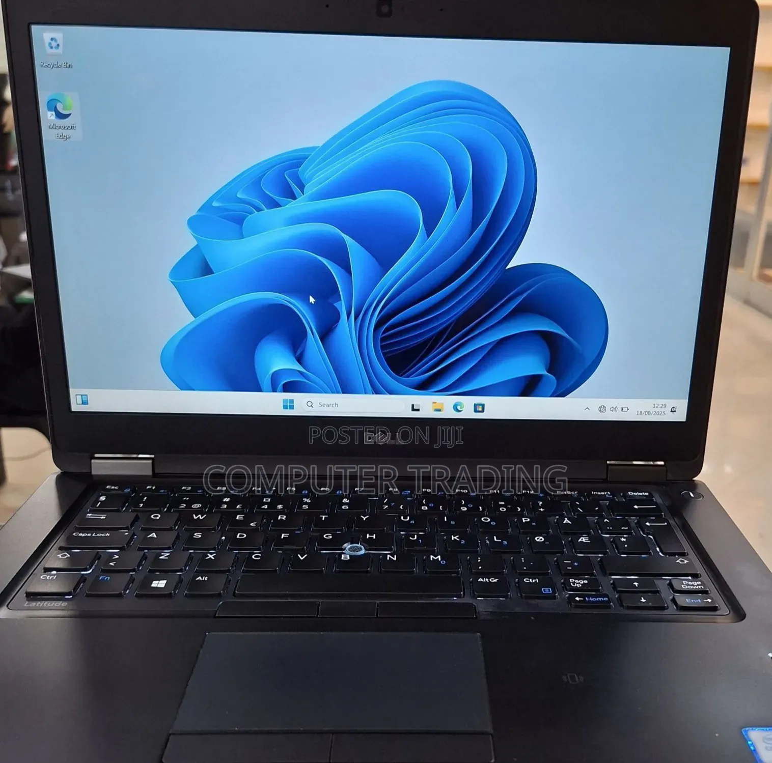 New Laptop Dell Latitude 14 5480 8GB Intel Core i5 SSD 256GB