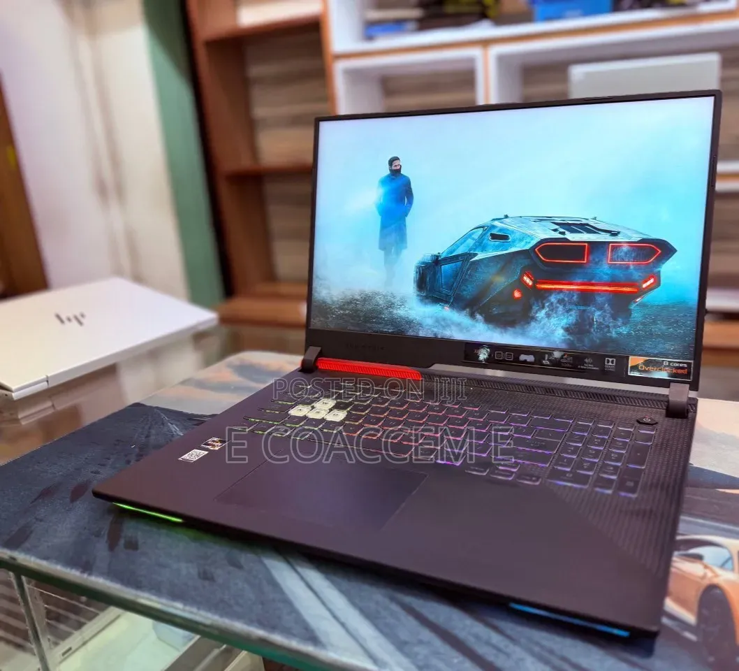 New Laptop Asus ROG Strix G17 16GB AMD Ryzen 9 SSD 1T