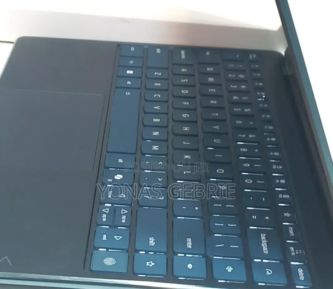 New Laptop Lenovo 32GB Intel Core Ultra 7 SSD 1T