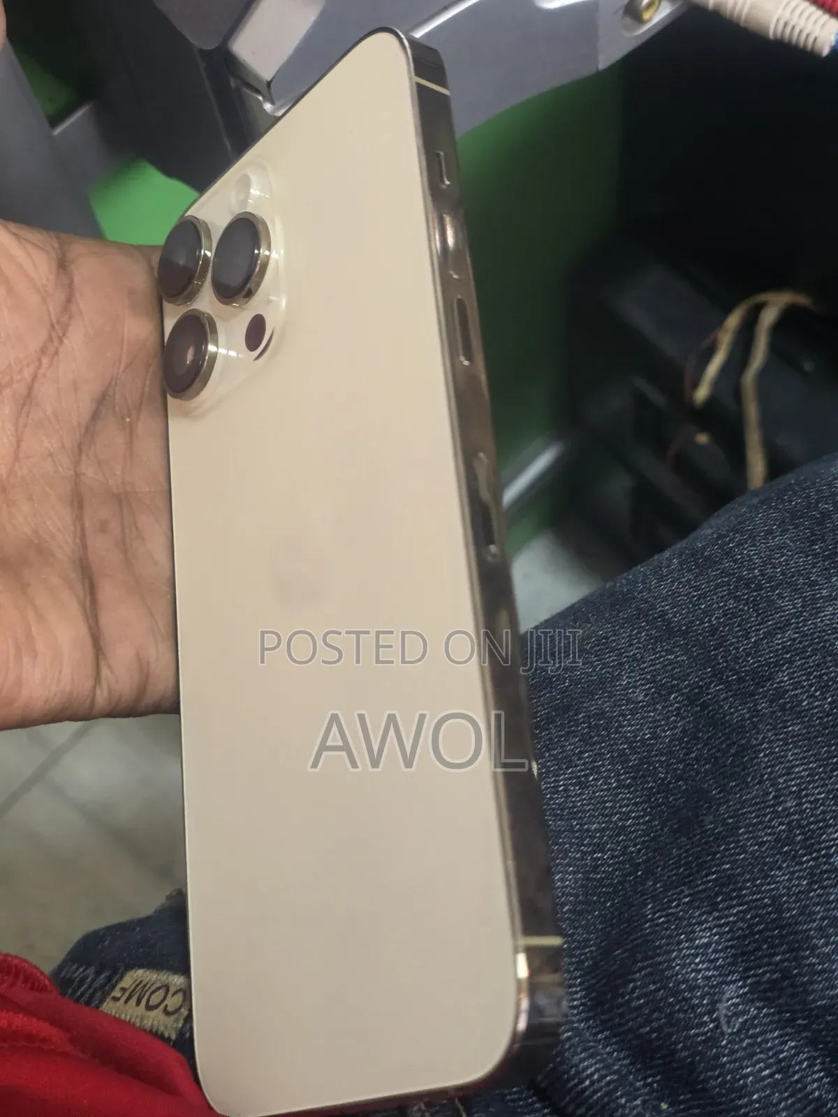 Apple iPhone 14 Pro Max 256 GB Gold