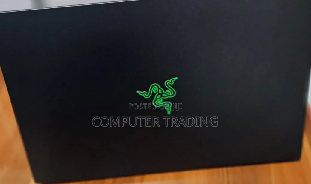New Laptop Razer Blade 16GB Intel Core i7 SSD 512GB