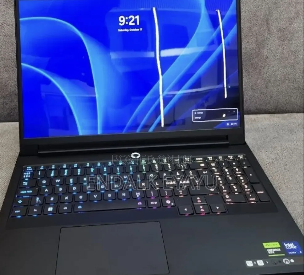 New Laptop Lenovo Legion 5i 32GB Intel Core Ultra 9 SSD 2T