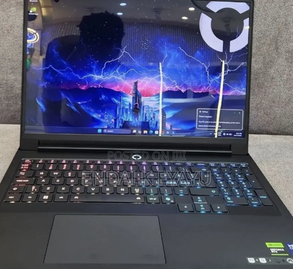 New Laptop Lenovo Legion 5i 32GB Intel Core Ultra 9 SSD 2T