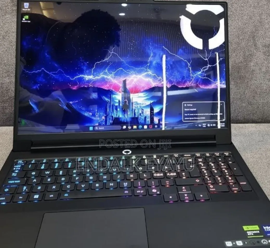 New Laptop Lenovo Legion 5i 32GB Intel Core Ultra 9 SSD 2T