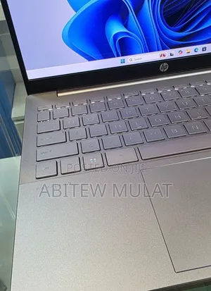 New Laptop HP Pavilion 14 16GB Intel Core i7 SSD 1T