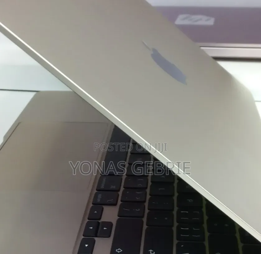 New Laptop Apple MacBook Air 2026 M5 16GB Apple M5 SSD 512GB