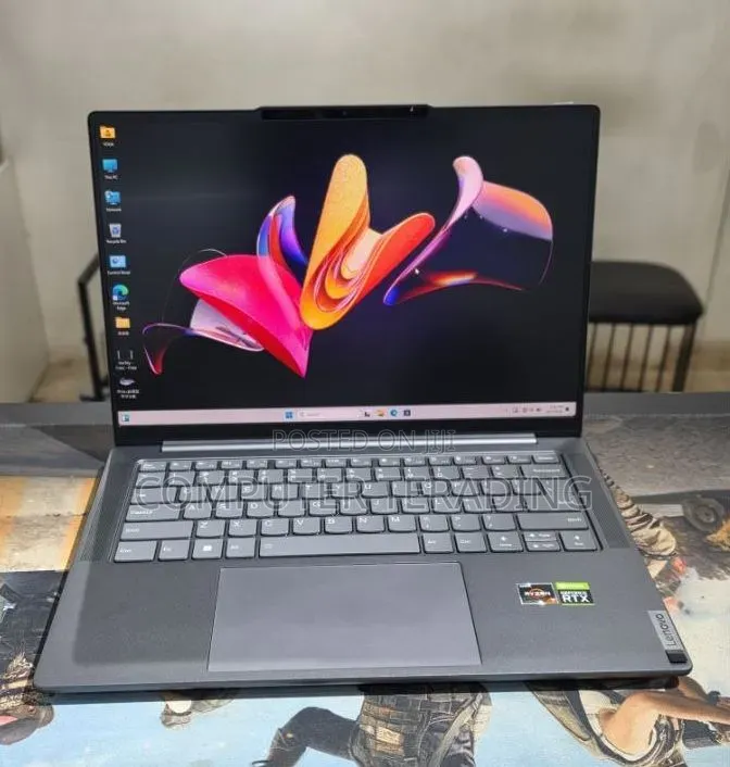 New Laptop Lenovo Yoga 2 16GB AMD Ryzen 7 SSD 1T