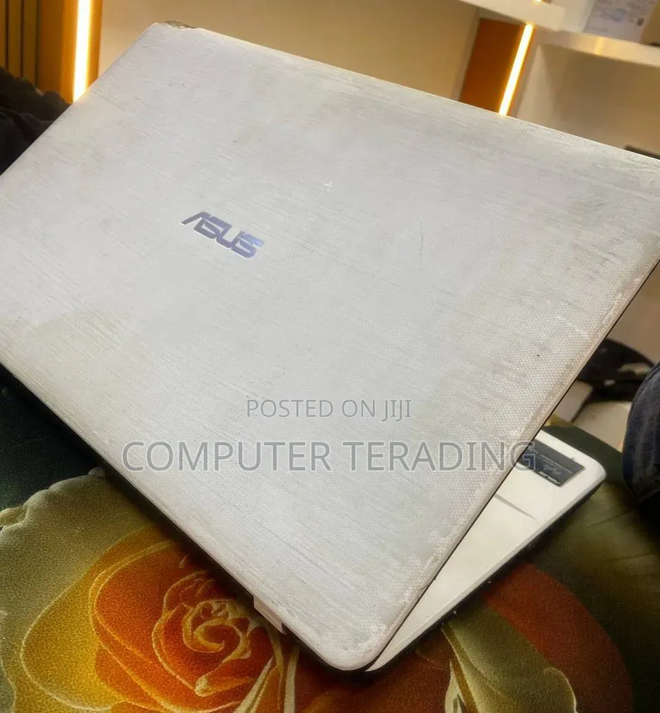 Laptop Asus 12GB Intel Core i3 HDD 500GB