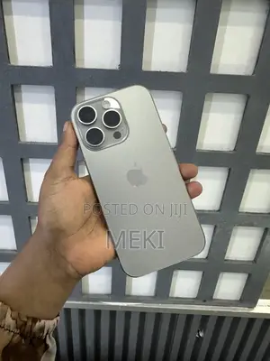 Apple iPhone 16 Pro 128 GB Gray