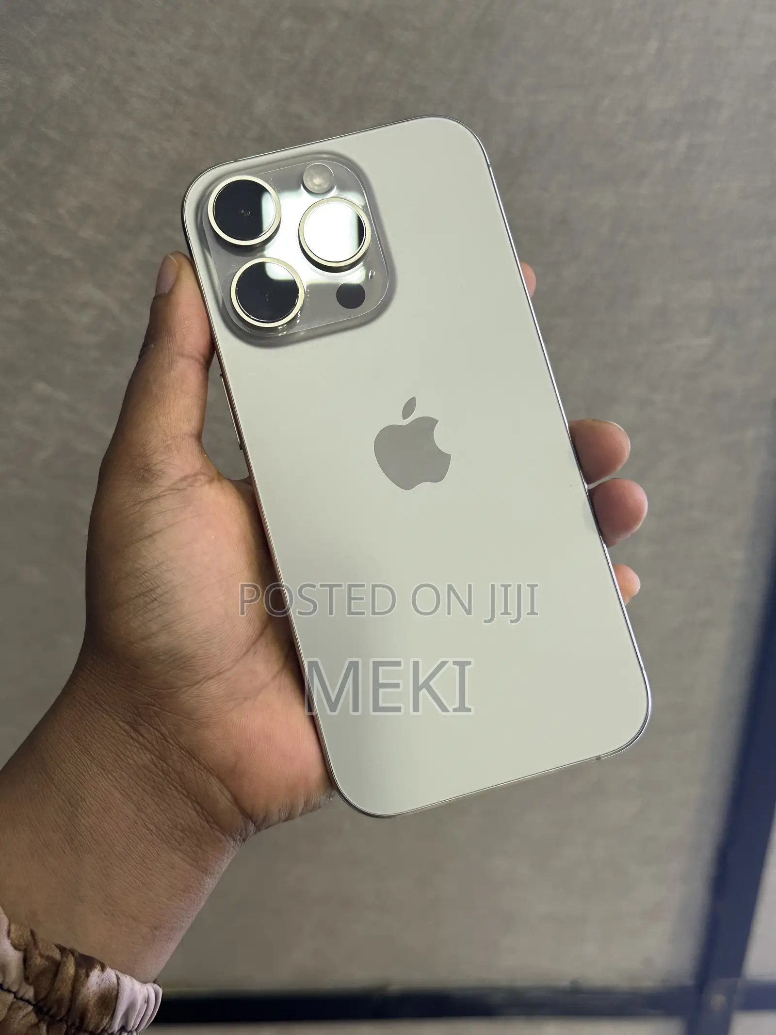 Apple iPhone 16 Pro 128 GB Gray