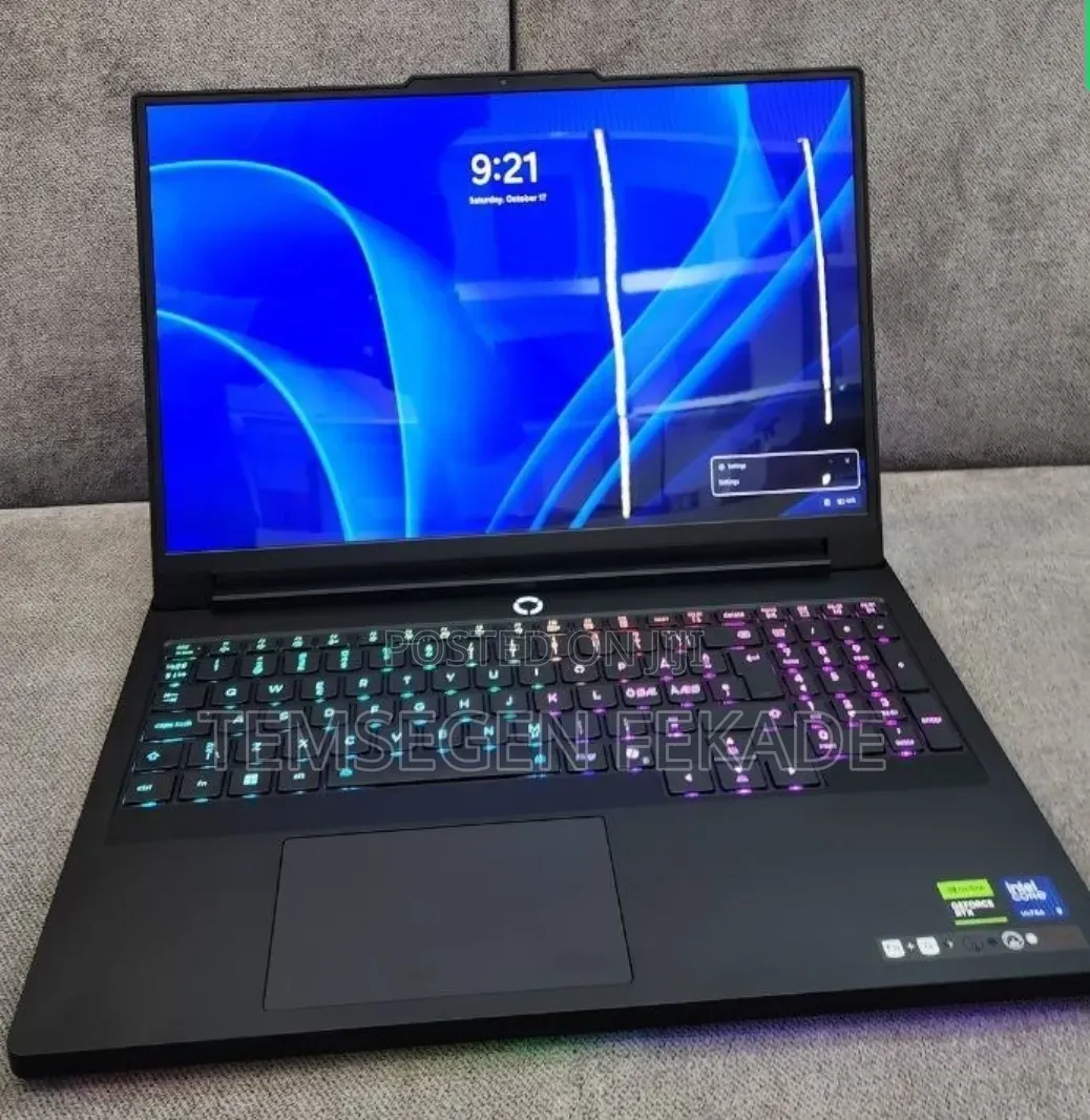 New Laptop Lenovo Legion 5 32GB Intel Core Ultra 9 SSD 2T