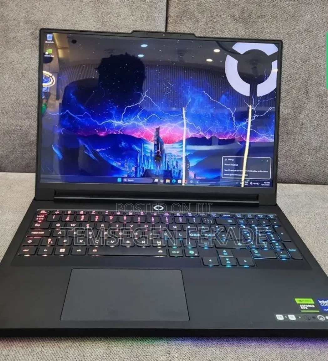 New Laptop Lenovo Legion 5 32GB Intel Core Ultra 9 SSD 2T