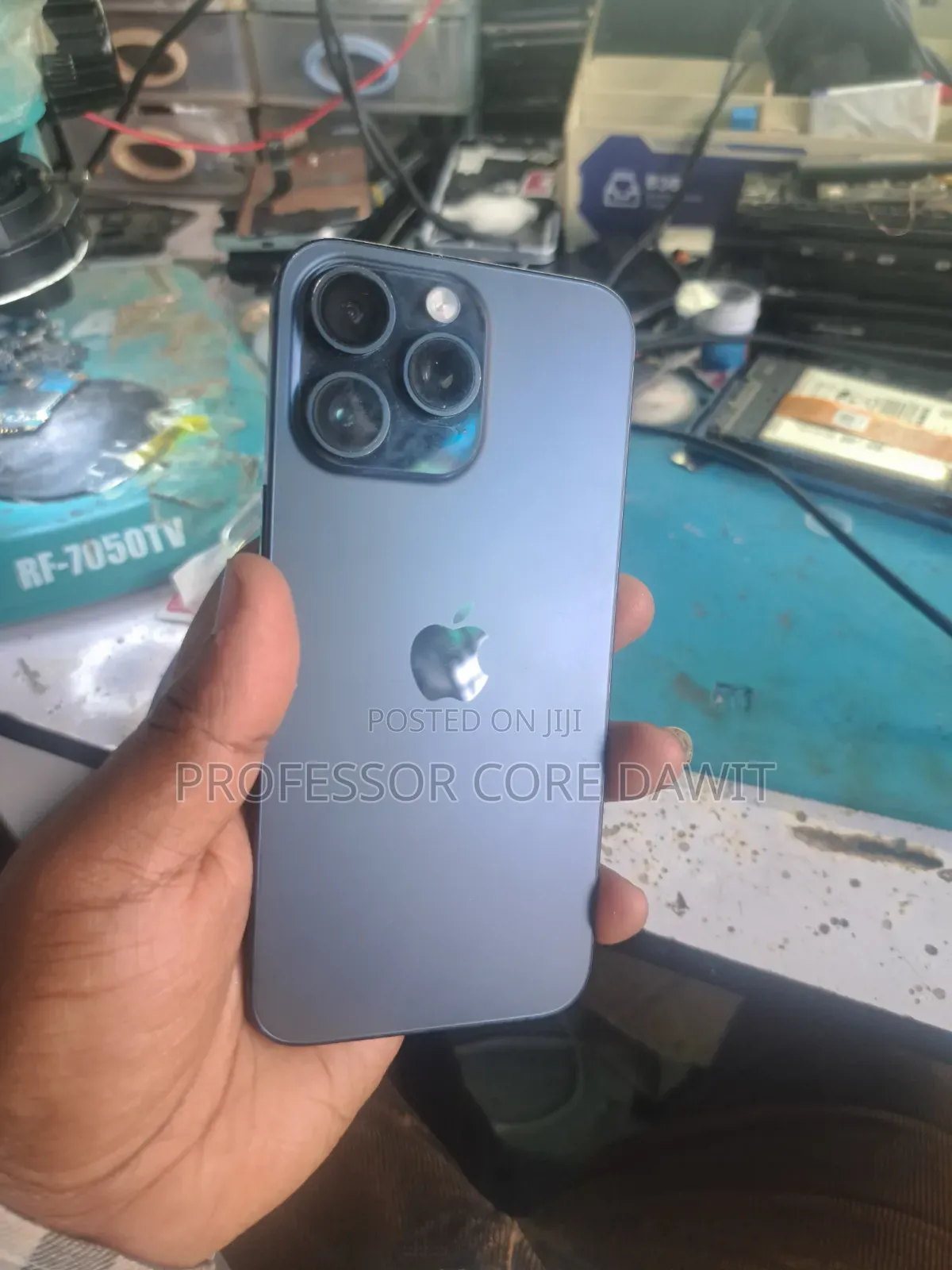 Apple iPhone 15 Pro Max 256 GB Gray