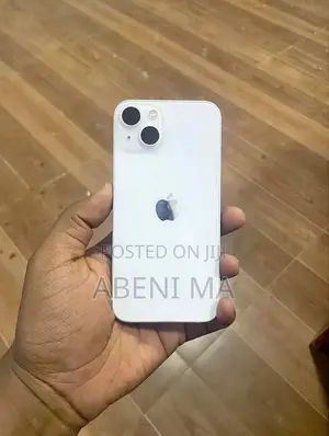 Apple iPhone 13 128 GB White