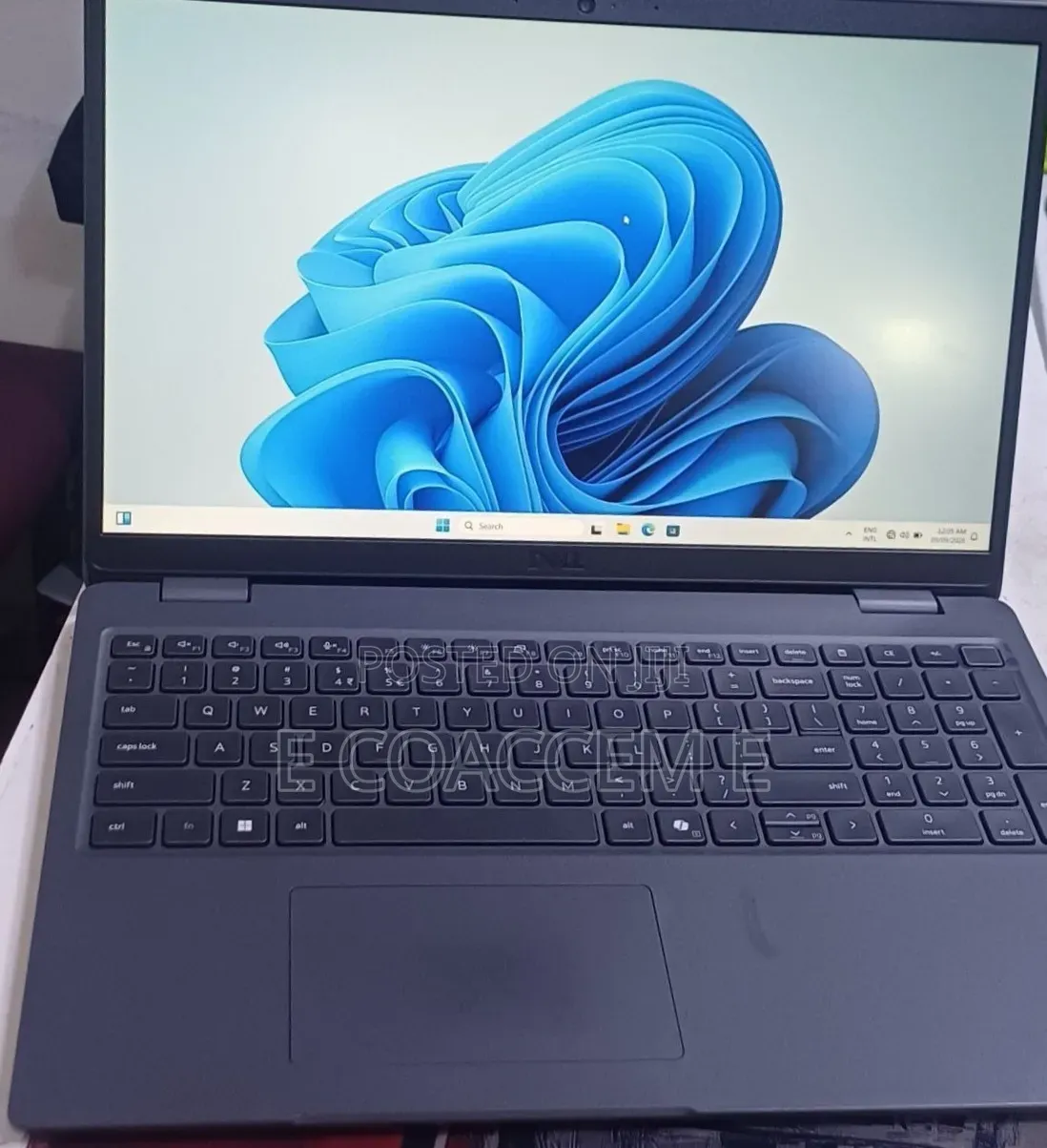 New Laptop Dell Latitude 3550 16GB Intel Core i7 SSD 512GB
