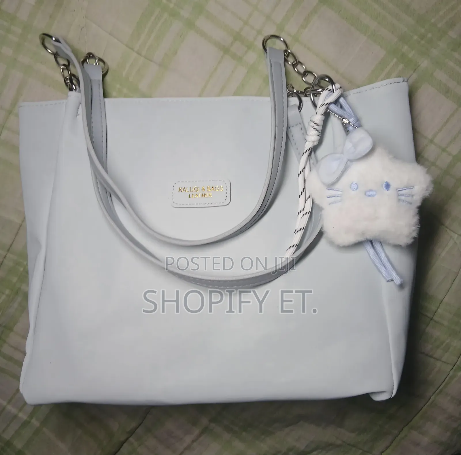 Women's Bag (30% Off)