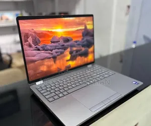 New Laptop HP ZBook Fury 17 G7 32GB Intel Core Ultra 7 SSD 1T