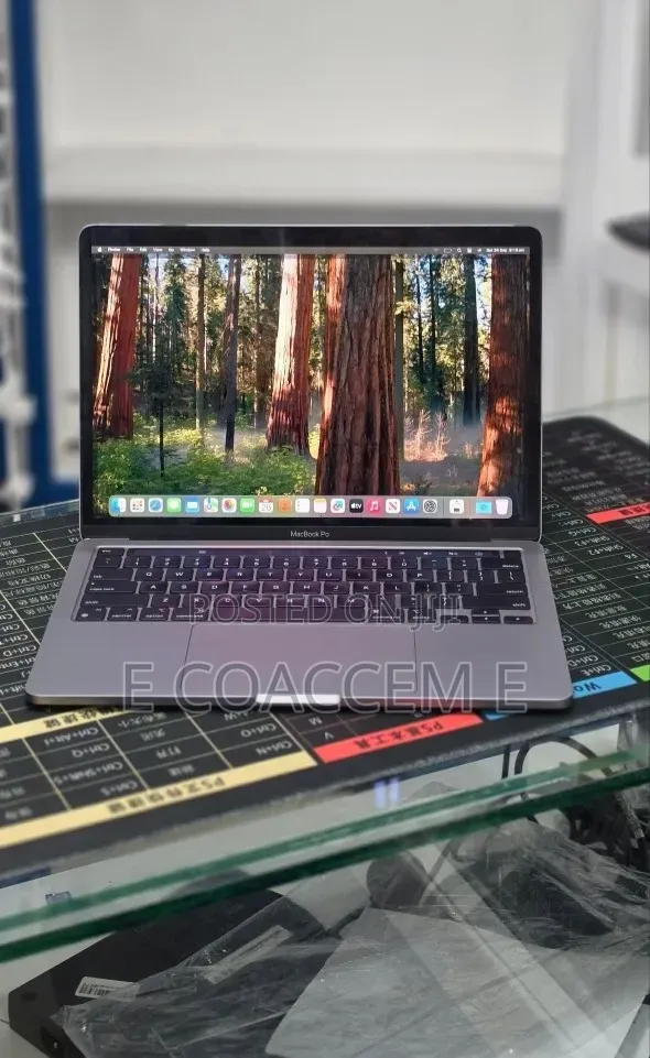 New Laptop Apple MacBook Pro 2021 M1 32GB Apple M1 SSD 1T