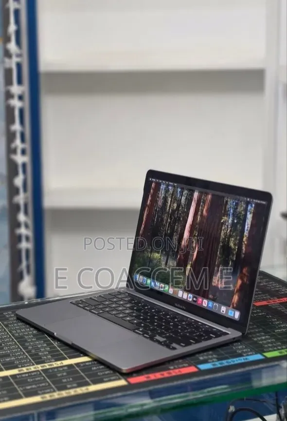 New Laptop Apple MacBook Pro 2021 M1 32GB Apple M1 SSD 1T