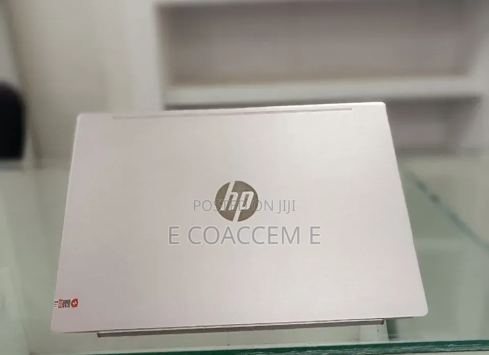 New Laptop HP 14-ep0063 16GB Intel Core i5 SSD 512GB