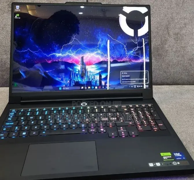 New Laptop Lenovo Legion 5 32GB Intel Core Ultra 9 SSD 2T