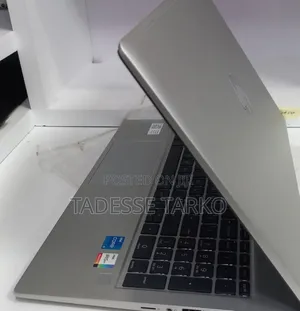 New Laptop HP 16GB Intel Core i5 SSD 512GB