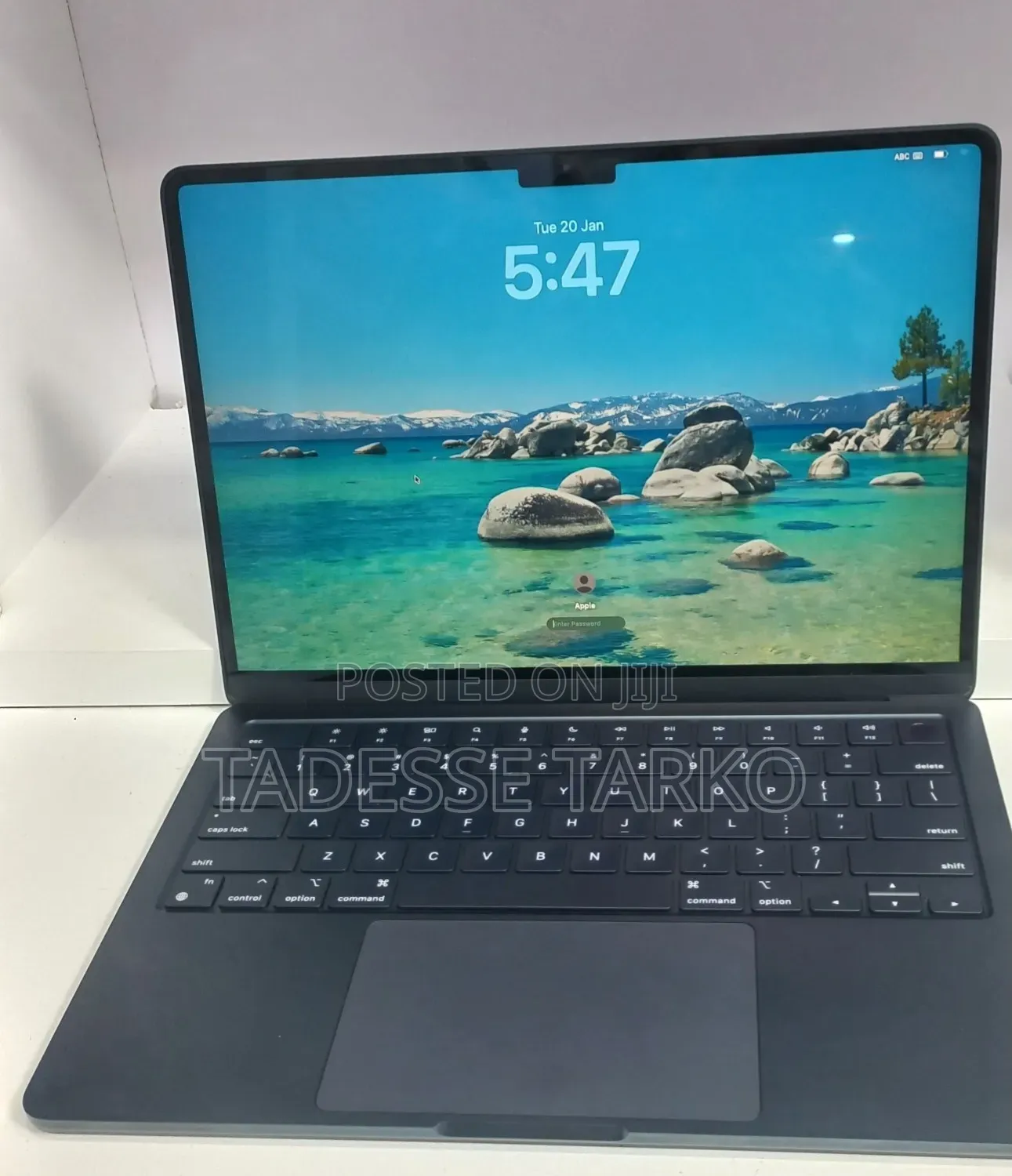 New Laptop Apple MacBook Air 2022 M2 8GB Apple M2 SSD 256GB