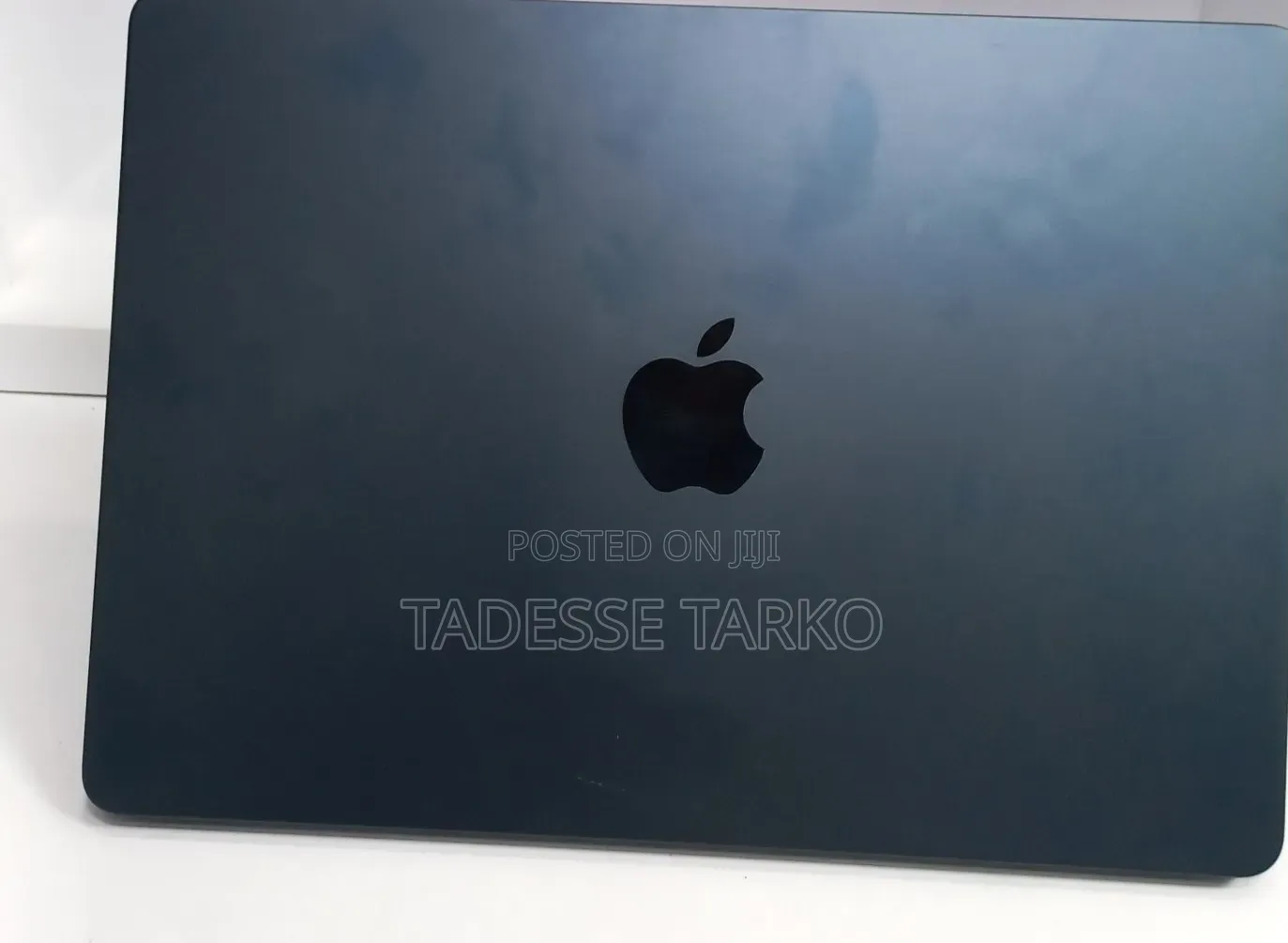 New Laptop Apple MacBook Air 2022 M2 8GB Apple M2 SSD 256GB