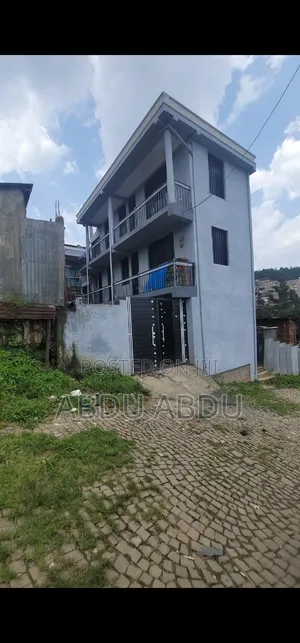 4bdrm House in አስኮ ትንሽ አለፍ ብሎ, ሸክላ, Gullele for sale