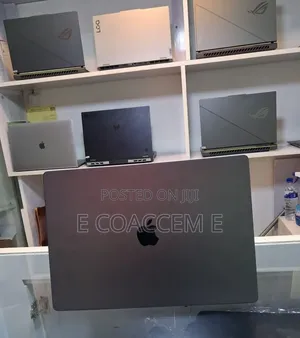 New Laptop Apple MacBook Pro 2024 M4 Max 48GB Apple M4 SSD 2T
