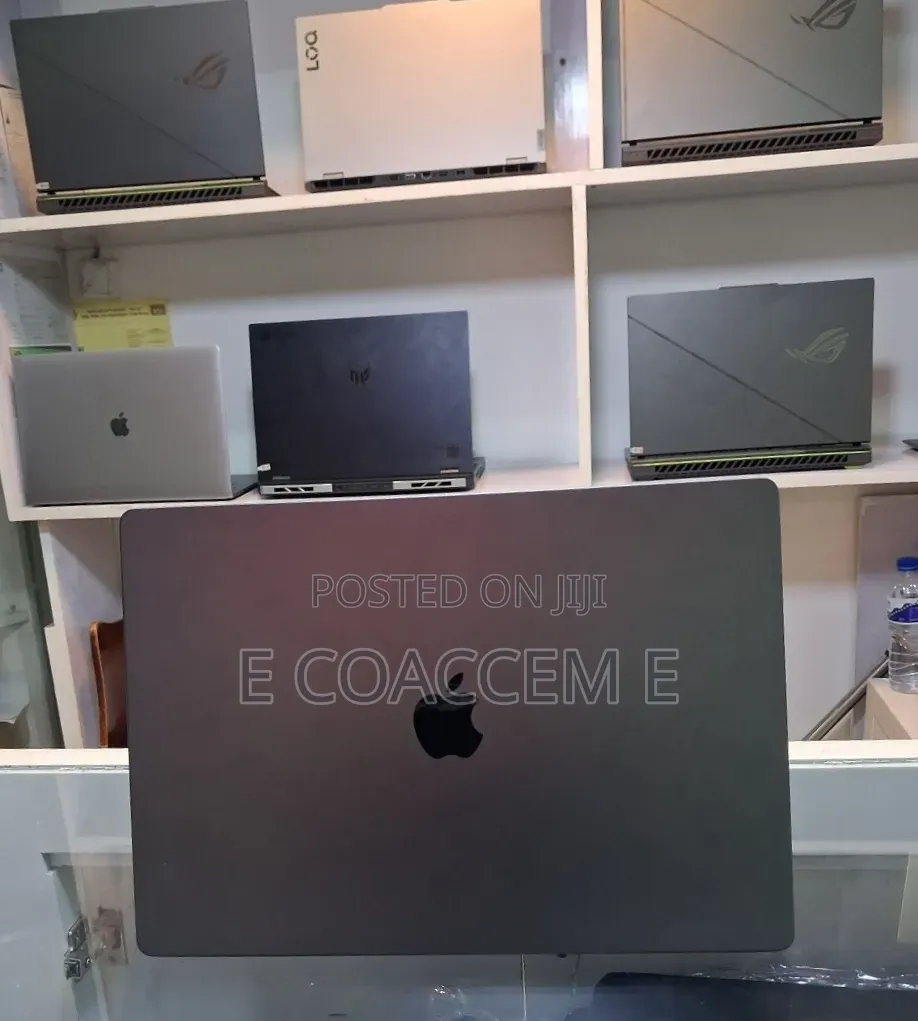 New Laptop Apple MacBook Pro 2024 M4 Max 48GB Apple M4 SSD 2T