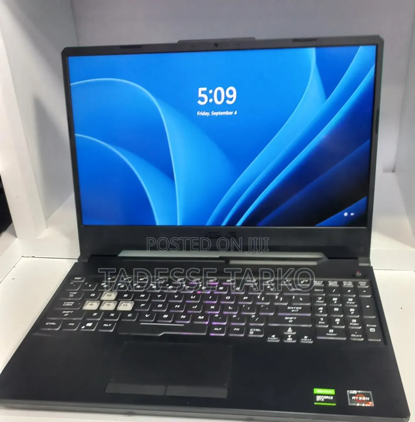 New Laptop Asus 16GB AMD Ryzen 7 SSD 512GB