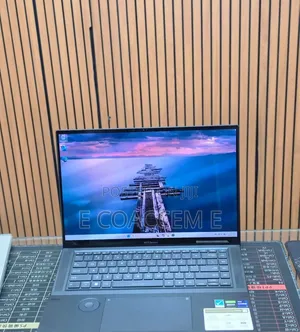 New Laptop Asus ZenBook UX430UA 32GB Intel Core i9 SSD 1T