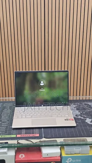 New Laptop HP Pavilion 13 16GB AMD Ryzen 5 SSD 512GB