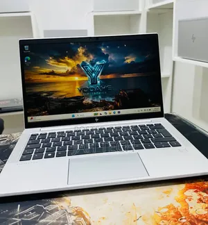 New Laptop HP EliteBook 830 G8 16GB AMD Ryzen 5 SSD 512GB