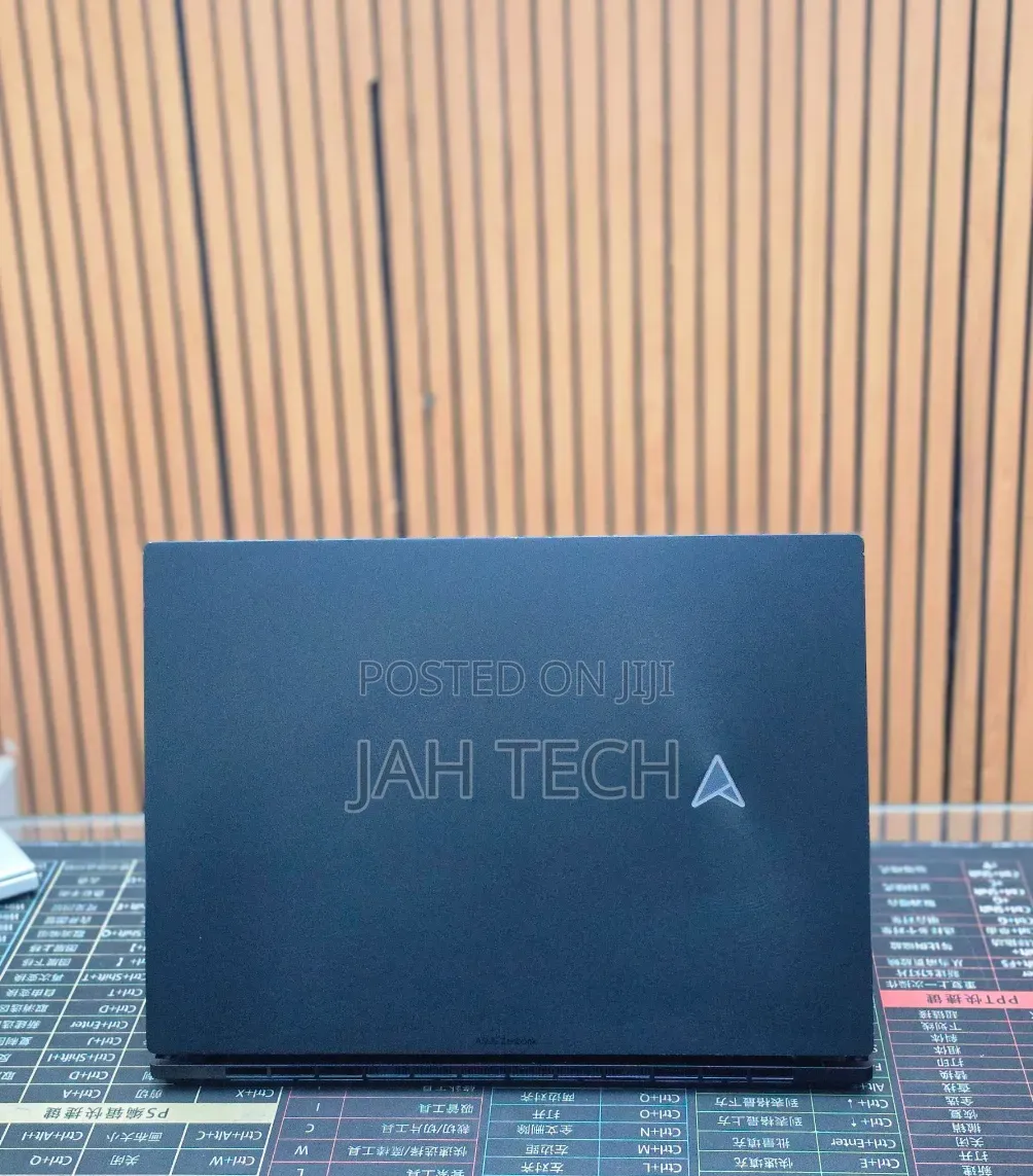 New Laptop Asus Zenbook 15 OLED 32GB Intel Core i9 SSD 1T