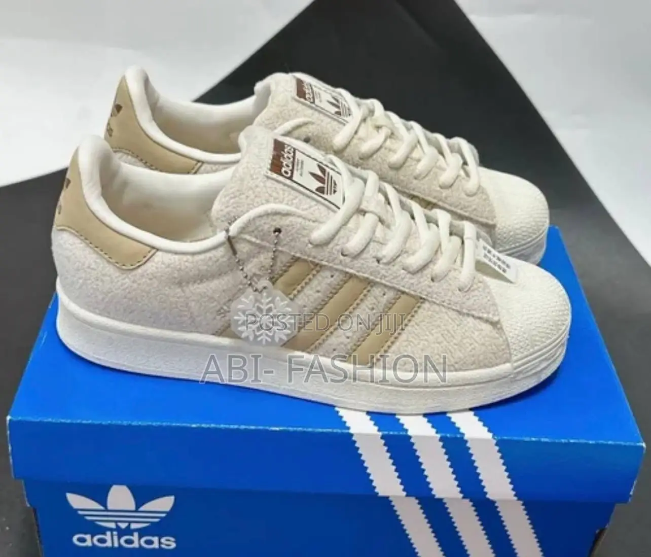 Adidas Fashion Shoes Cream Flat Premium – NEW ARRIVAL
