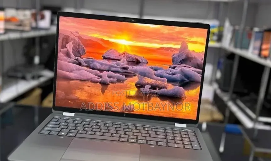 New Laptop HP Envy x360 32GB Intel Core Ultra 7 SSD 1T