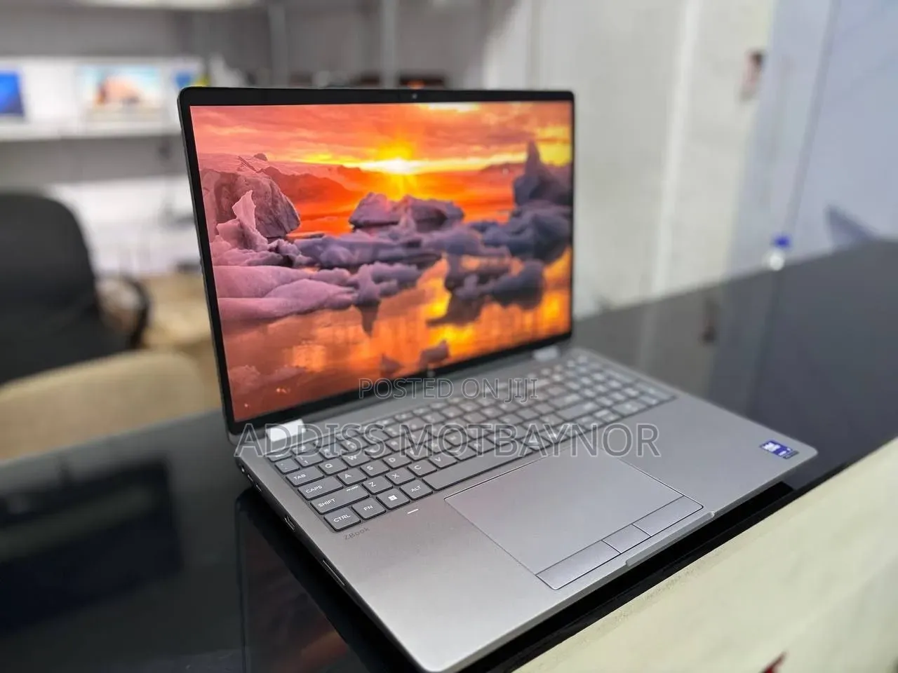 New Laptop HP Envy x360 32GB Intel Core Ultra 7 SSD 1T
