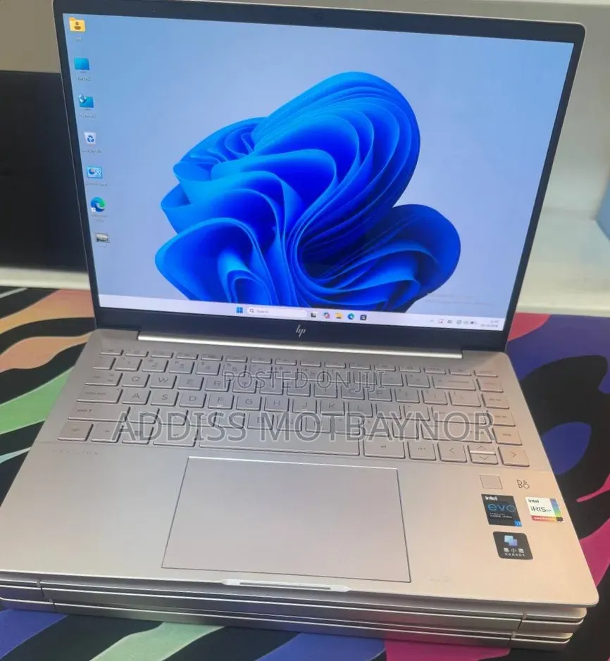 New Laptop HP Pavilion 15 16GB Intel Core Ultra 7 SSD 512GB