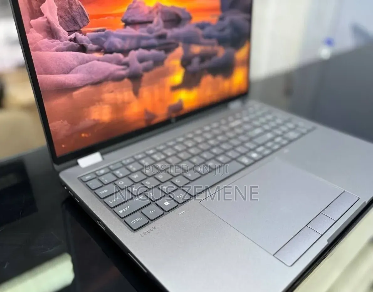 New Laptop HP Zbook Fury 15 G7 32GB Intel Core Ultra 7 SSD 1T