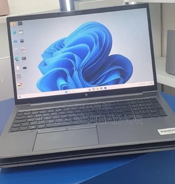 New Laptop HP ZBook Power G7 16GB Intel Core i7 SSD 512GB