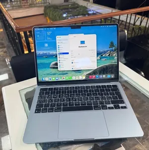 New Laptop Apple MacBook Air 2025 M4 16GB Apple M4 SSD 256GB