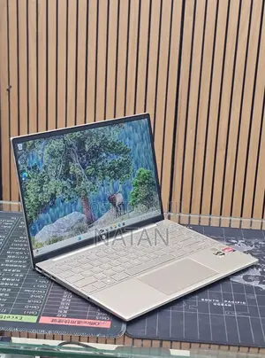 New Laptop HP Pavilion 13 16GB AMD Ryzen 5 SSD 512GB