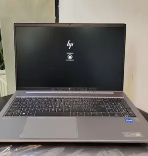 New Laptop HP ZBook Studio G8 16GB Intel Core i7 SSD 512GB