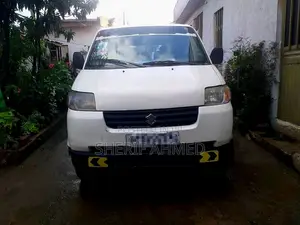 Suzuki APV Minibus 2007 White