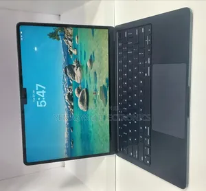 New Laptop Apple MacBook Air 2022 M2 8GB Apple M2 SSD 256GB