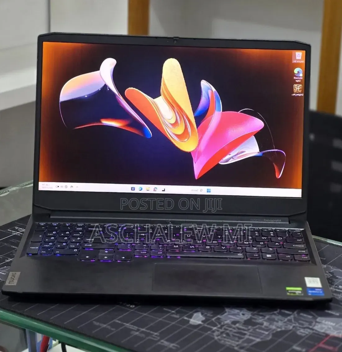 New Laptop Lenovo Ideapad 3 8GB Intel Core i5 SSD 512GB