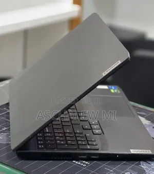 New Laptop Lenovo Ideapad 3 8GB Intel Core i5 SSD 512GB