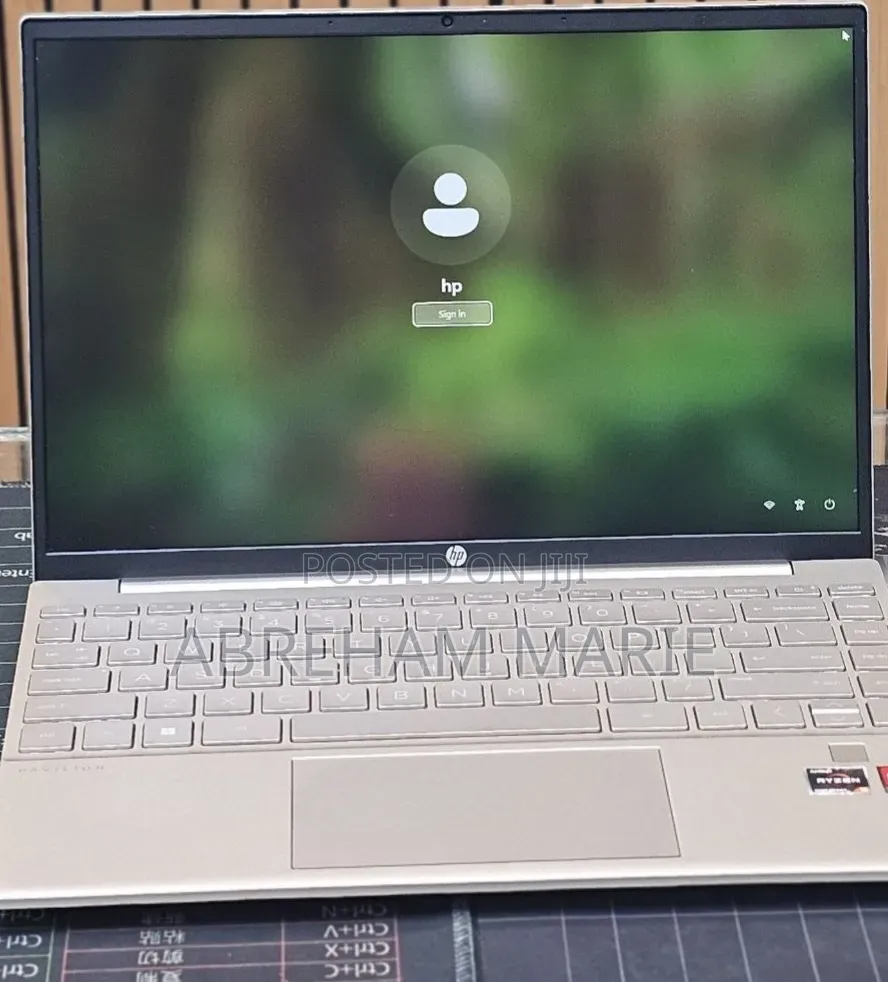 New Laptop HP Pavilion 13 16GB Intel Core i7 SSD 512GB